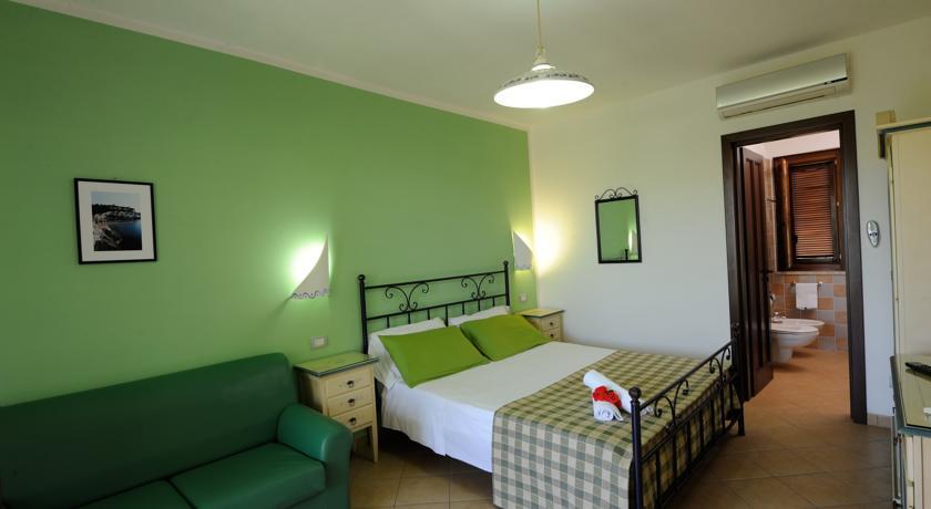 Agriturismo Torre Dei Preti Peschici Zimmer foto